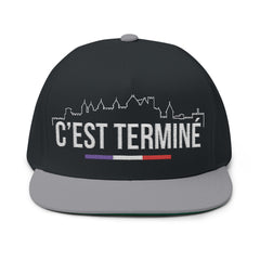 Casquette Plate "C'est Terminé"
